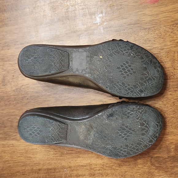 Bewild Ballet Flat with Knot Detail - Picture 2 of 4